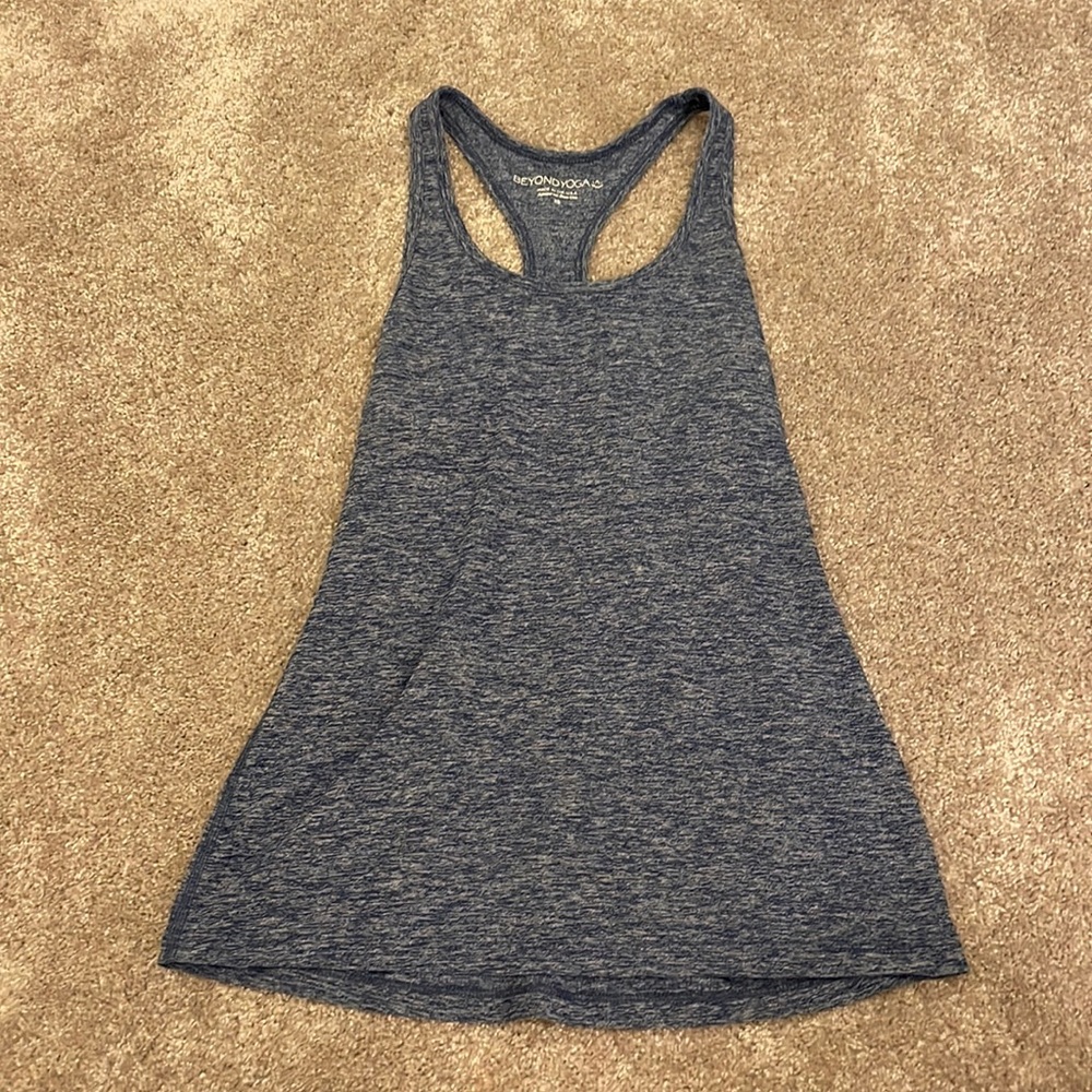 BEYOND YOGA XS TANK